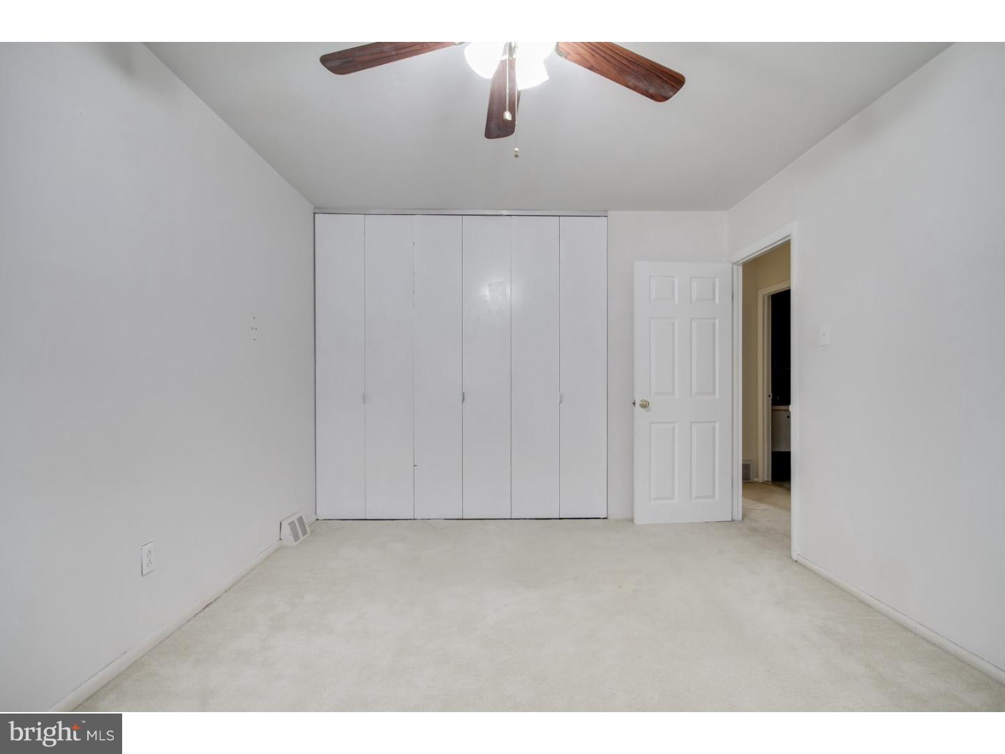 10860 Rayland Road Philadelphia, PA 19154 - Photo 8 of 16 Bedroom