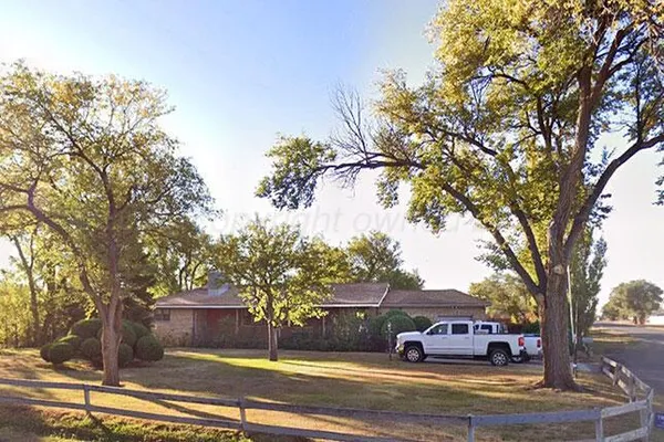 $275,000 | 301 South West Avenue, Clayton, NM 88415