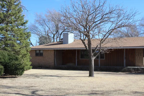 $275,000 | 301 South West Avenue, Clayton, NM 88415