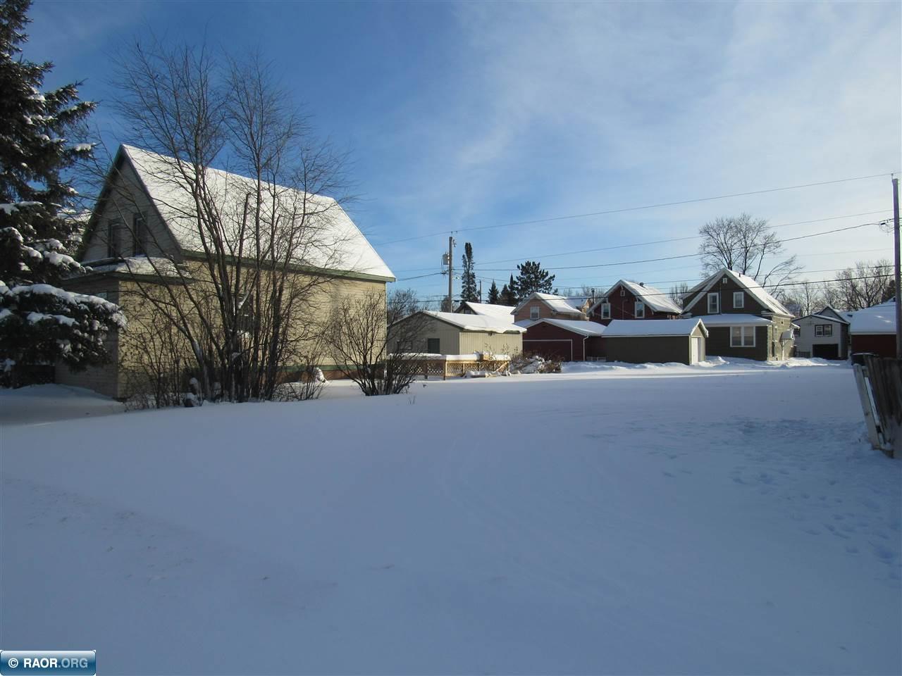 320-322 8th Street South Virginia, MN 55792 - Photo 2 of 23