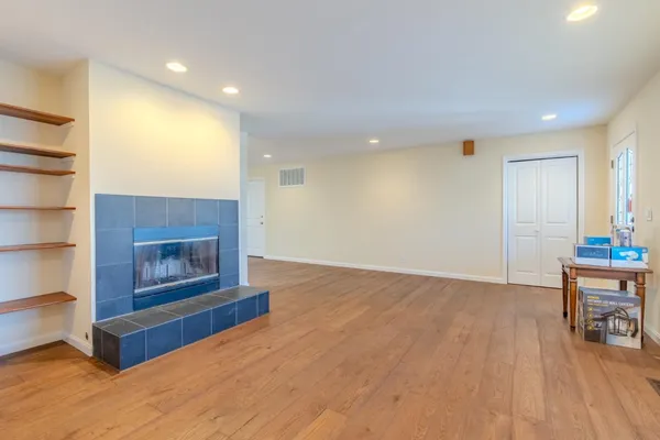 $6,500 | 350 6th Street, Unit MAIN HOUSE, Montara, CA 94037