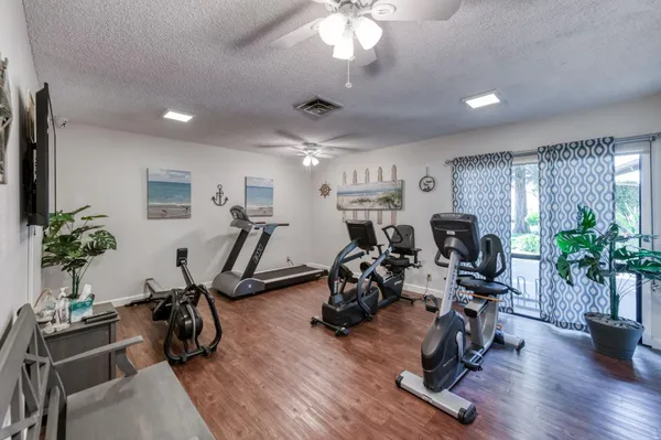 $160,000 | 1001 Sylmar Avenue, Unit 100, Clovis, CA 93612