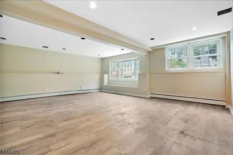 $945,000 | 63 Edgewood Drive, Florham Park, NJ 07932