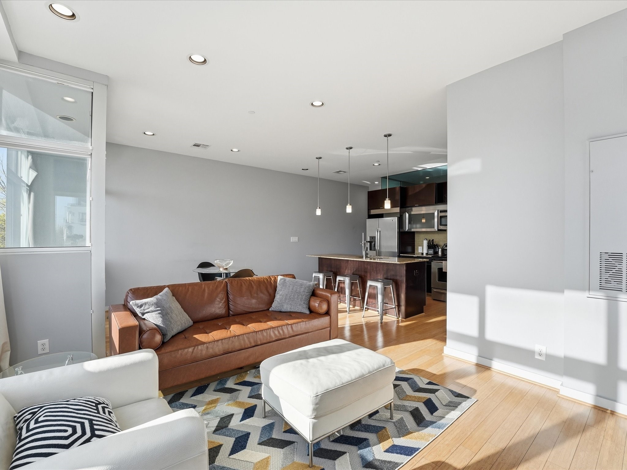 1406 Columbus Street, Unit 206 Houston, TX 77019 - Photo 13 of 22