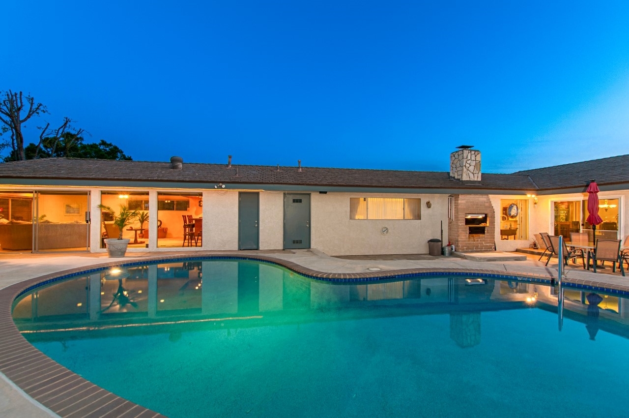 9222 Inverness Road Santee, CA 92071 - Photo 4 of 25
