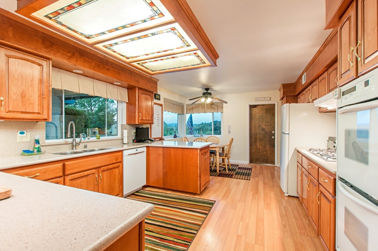 9222 Inverness Road Santee, CA 92071 - Photo 9 of 25