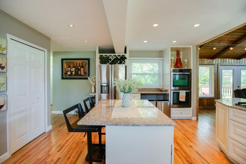 4812 Carleton Road Minnetonka, MN 55343 - Photo 11 of 28 Gallery Image 11