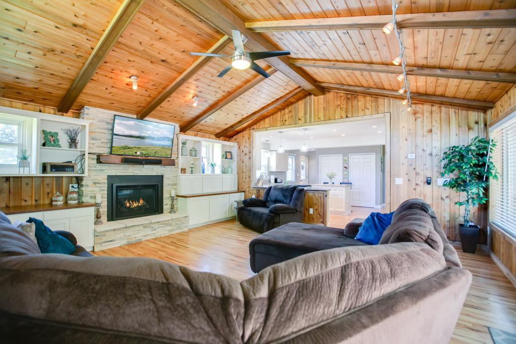 4812 Carleton Road Minnetonka, MN 55343 - Photo 16 of 28 Gallery Image 16