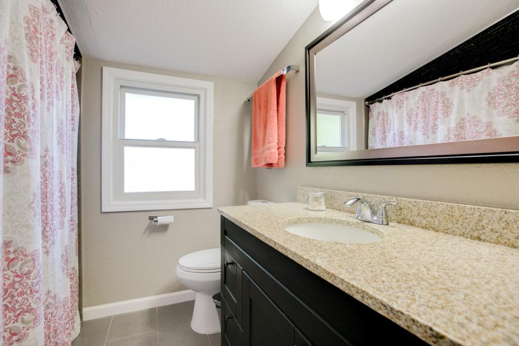 4812 Carleton Road Minnetonka, MN 55343 - Photo 20 of 28 Gallery Image 20