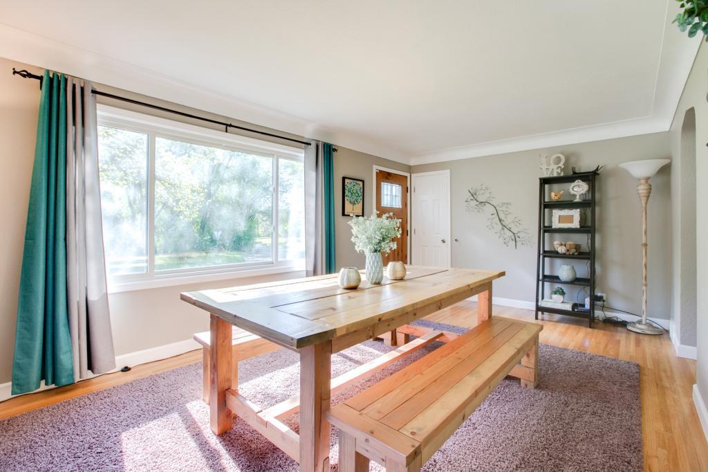 4812 Carleton Road Minnetonka, MN 55343 - Photo 3 of 28 Gallery Image 3