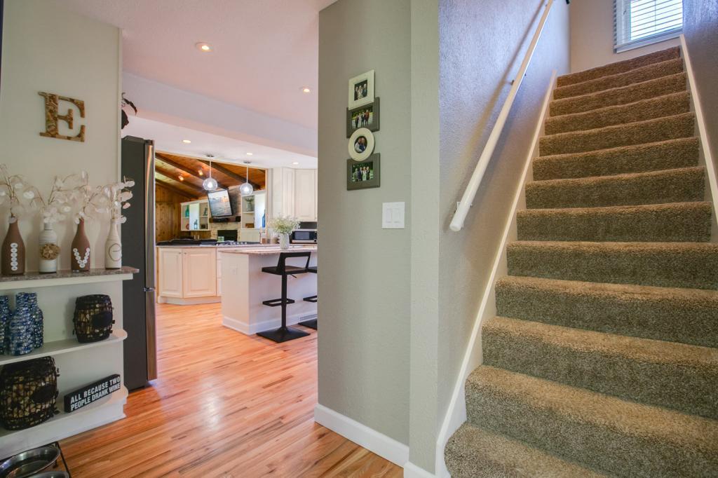 4812 Carleton Road Minnetonka, MN 55343 - Photo 8 of 28 Gallery Image 8