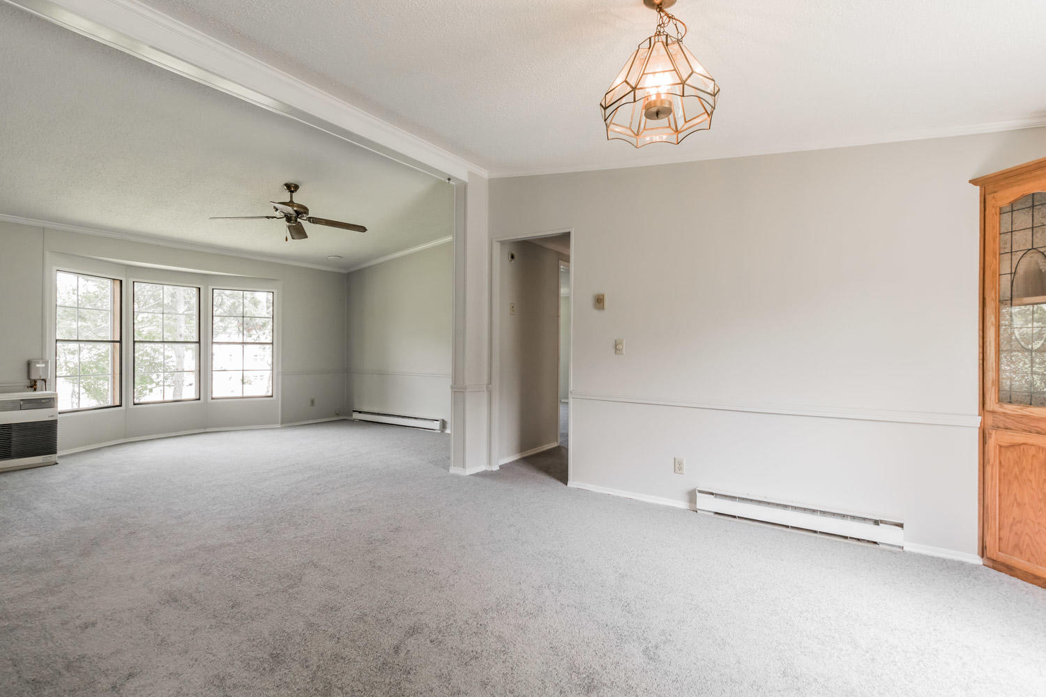 227 Huston Road Gorham, ME 04038 - Photo 25 of 41 Living/Dining Area