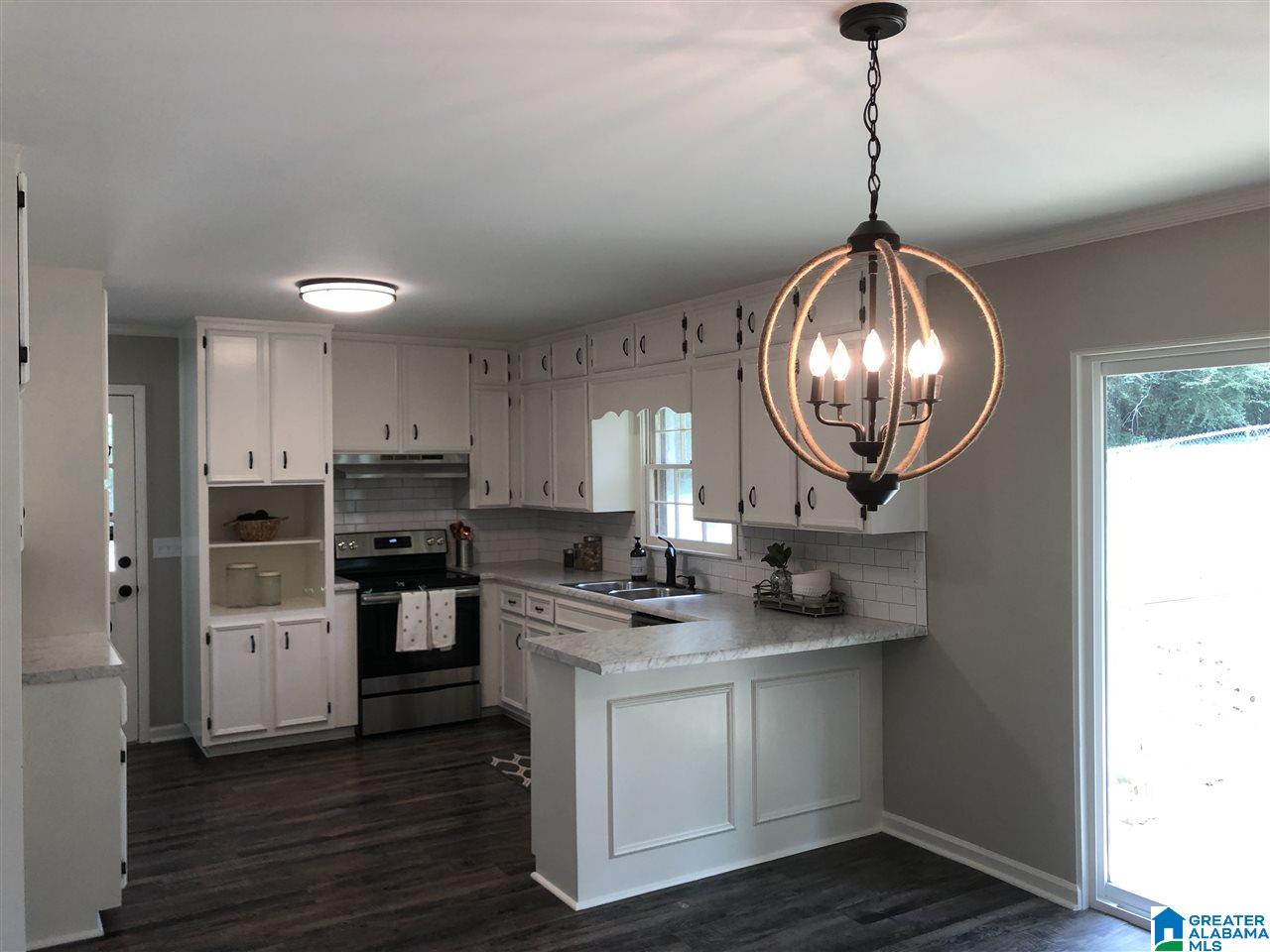 1629 Brewster Road Birmingham, AL 35235 - Photo 3 of 10