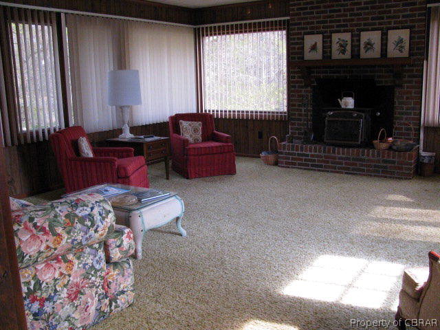 499 Pocahontas Road Kilmarnock, VA 22482 - Photo 3 of 13
