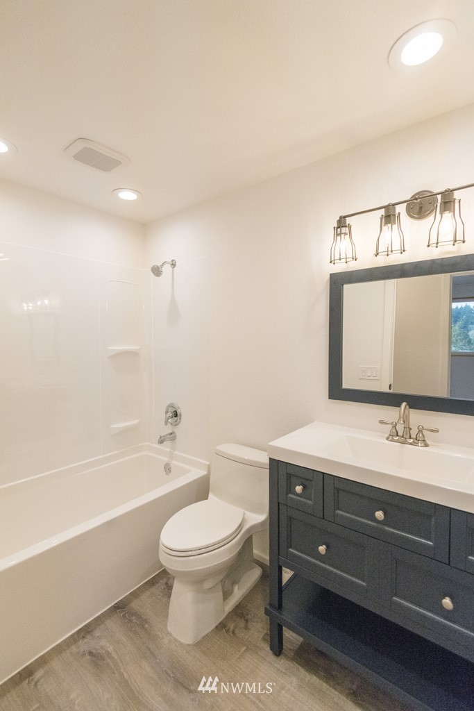 12717 Southeast 189th Street Renton, WA 98058 - Photo 15 of 33 Gallery Image 15