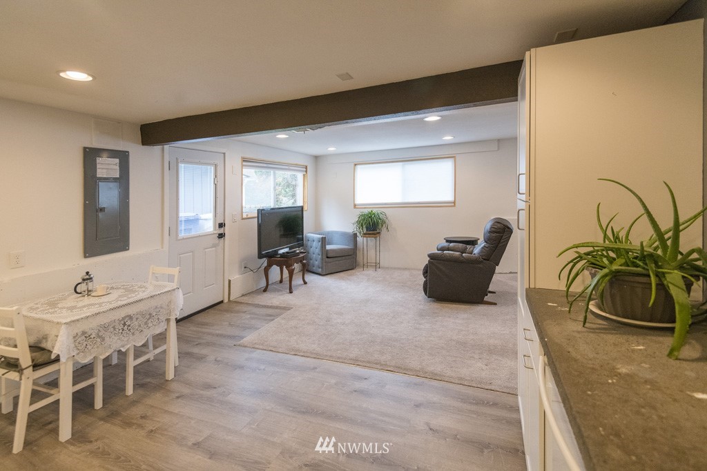 12717 Southeast 189th Street Renton, WA 98058 - Photo 25 of 33 Gallery Image 25