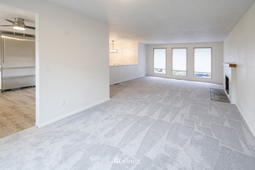 12717 Southeast 189th Street Renton, WA 98058 - Photo 7 of 33 Gallery Image 7