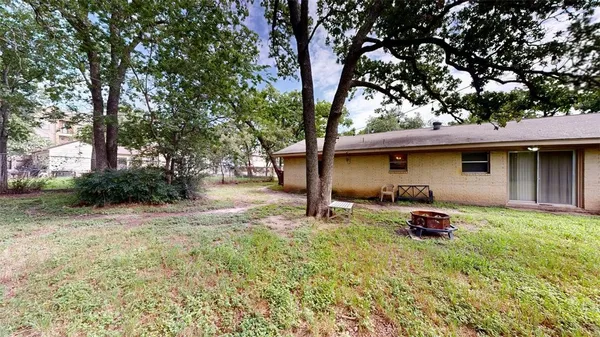 $1,700 | 4304 Aspen Street, Bryan, TX 77801