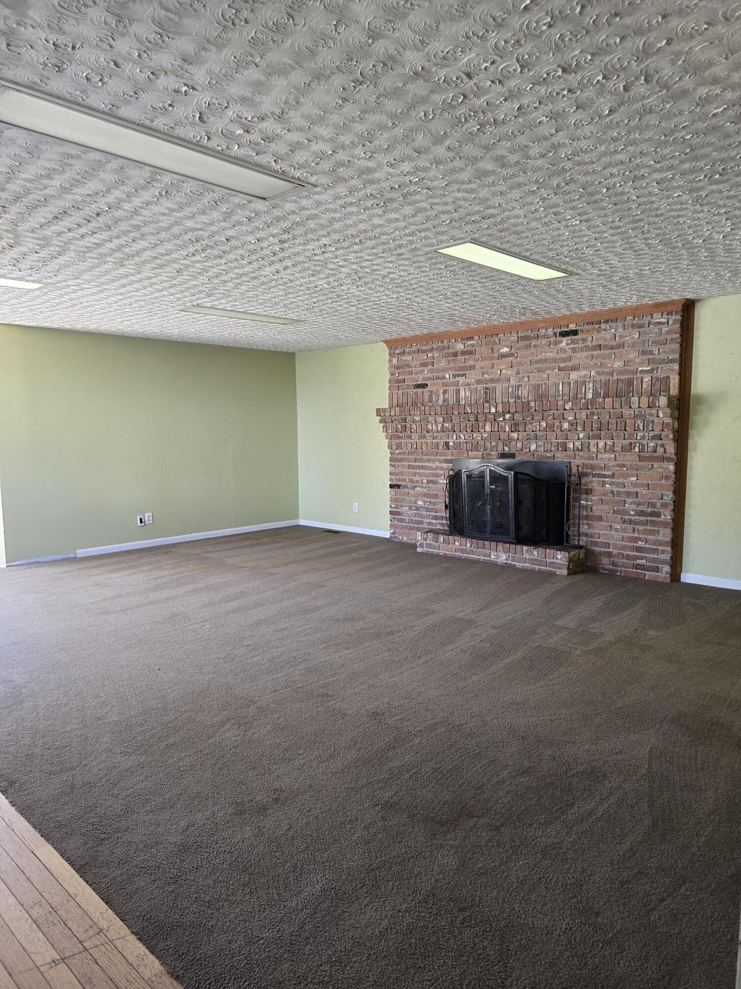 6063 Spring Place Road Southeast Cleveland, TN 37323 - Photo 28 of 44 a view of empty room with a fireplace