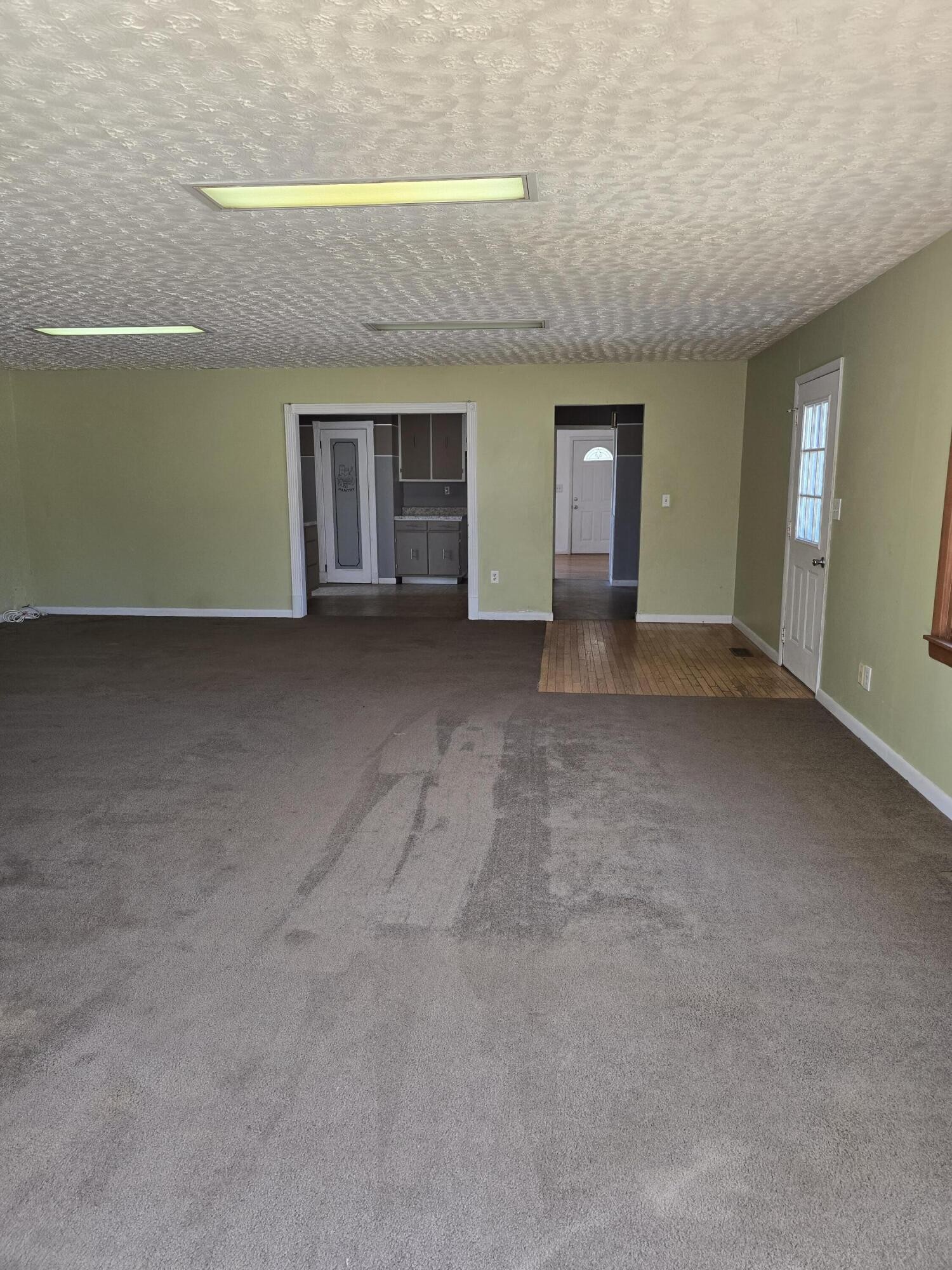 6063 Spring Place Road Southeast Cleveland, TN 37323 - Photo 29 of 44 a view of a big room with closet and cabinet