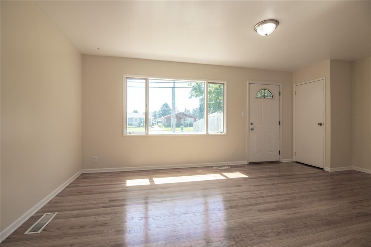 2211 Black Road Joliet, IL 60435 - Photo 2 of 22 Gallery Image 2