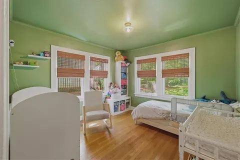 $340,000 | 415 East 70th Street, Kansas City, MO 64131