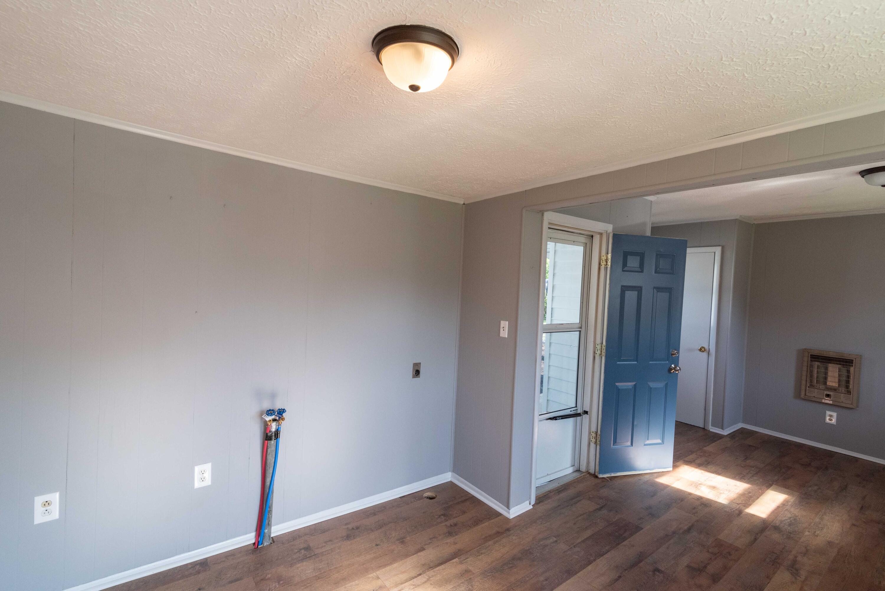 122 Barr Road Blountville, TN 37617 - Photo 20 of 27 122 Barr-25
