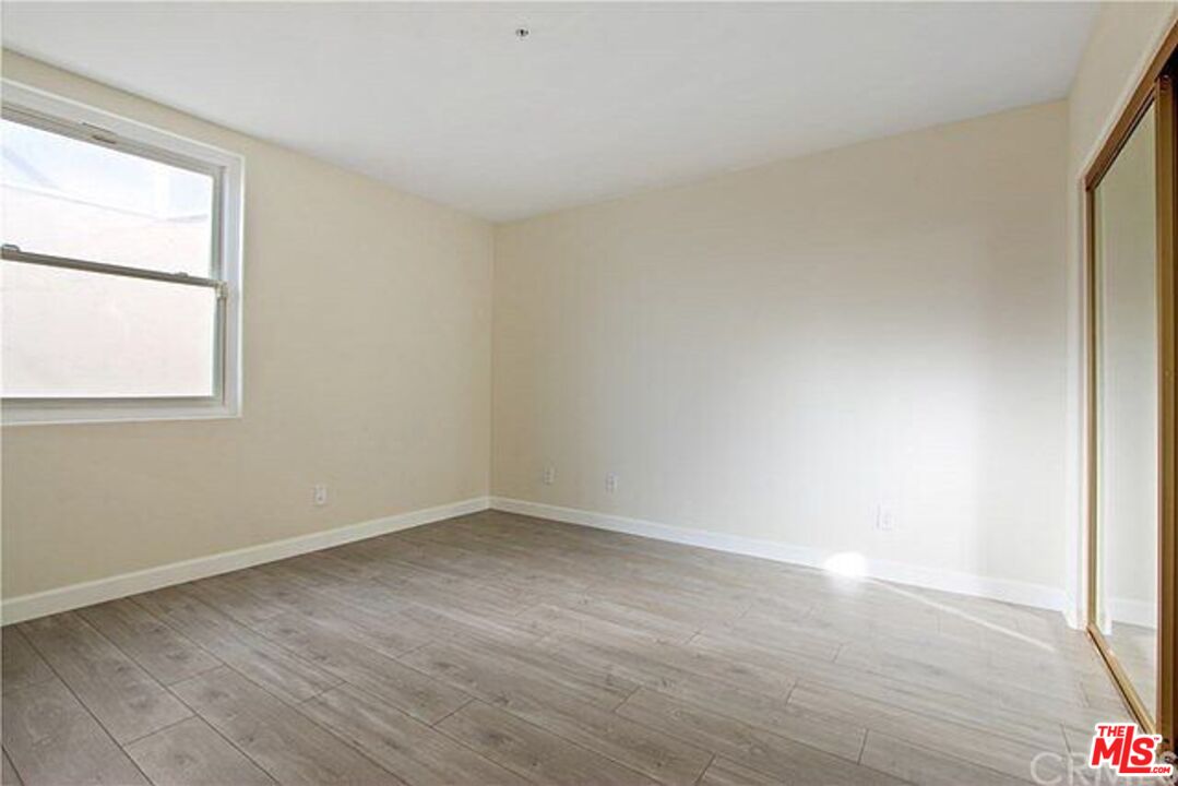 25 South 15th Place, Unit 101 Long Beach, CA 90802 - Photo 13 of 23