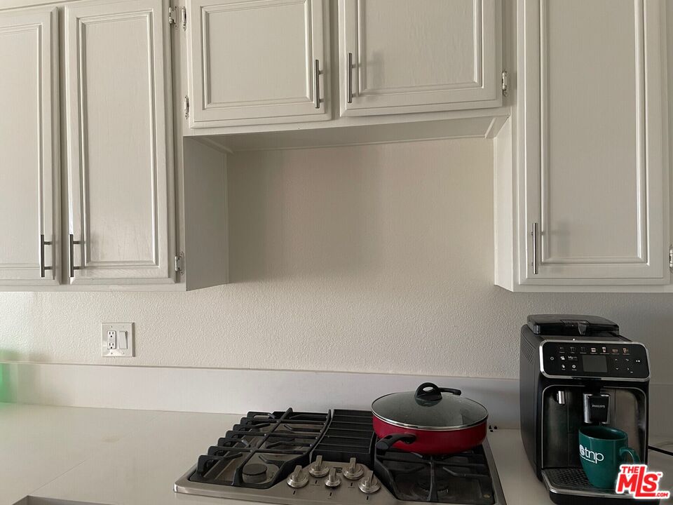 25 South 15th Place, Unit 101 Long Beach, CA 90802 - Photo 17 of 23