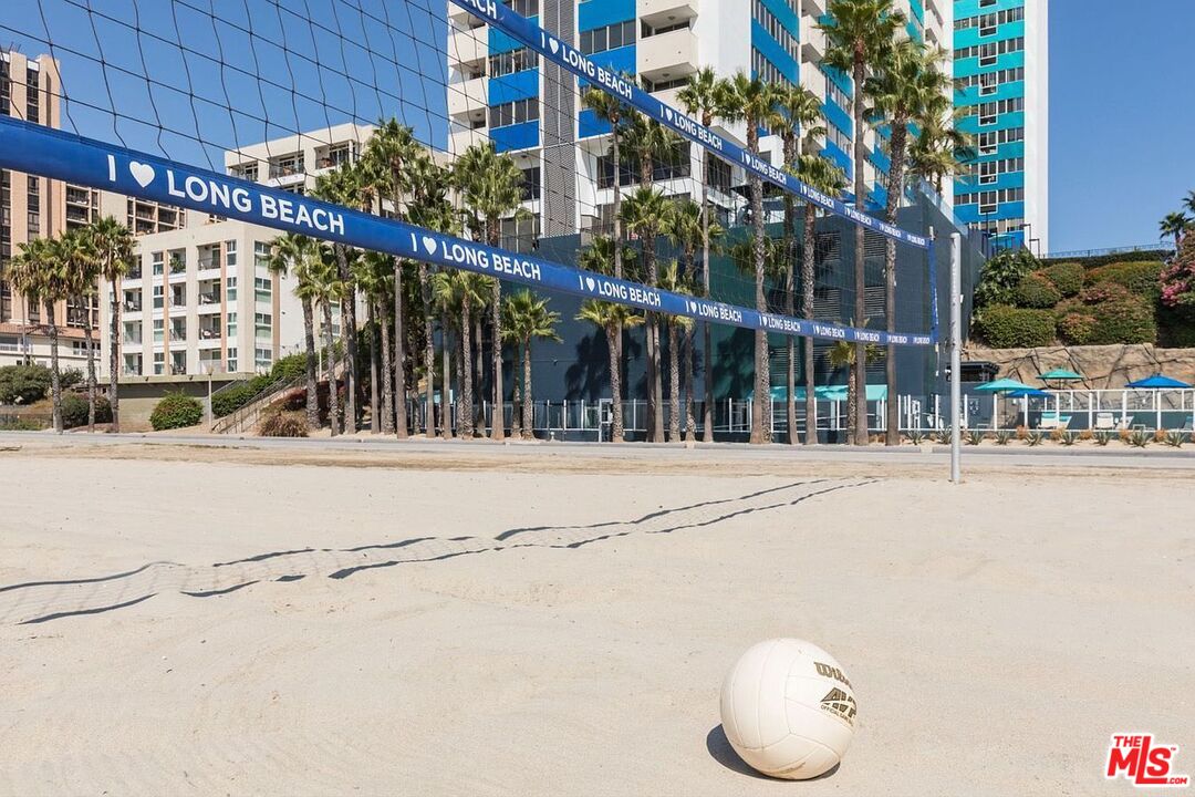 25 South 15th Place, Unit 101 Long Beach, CA 90802 - Photo 7 of 23