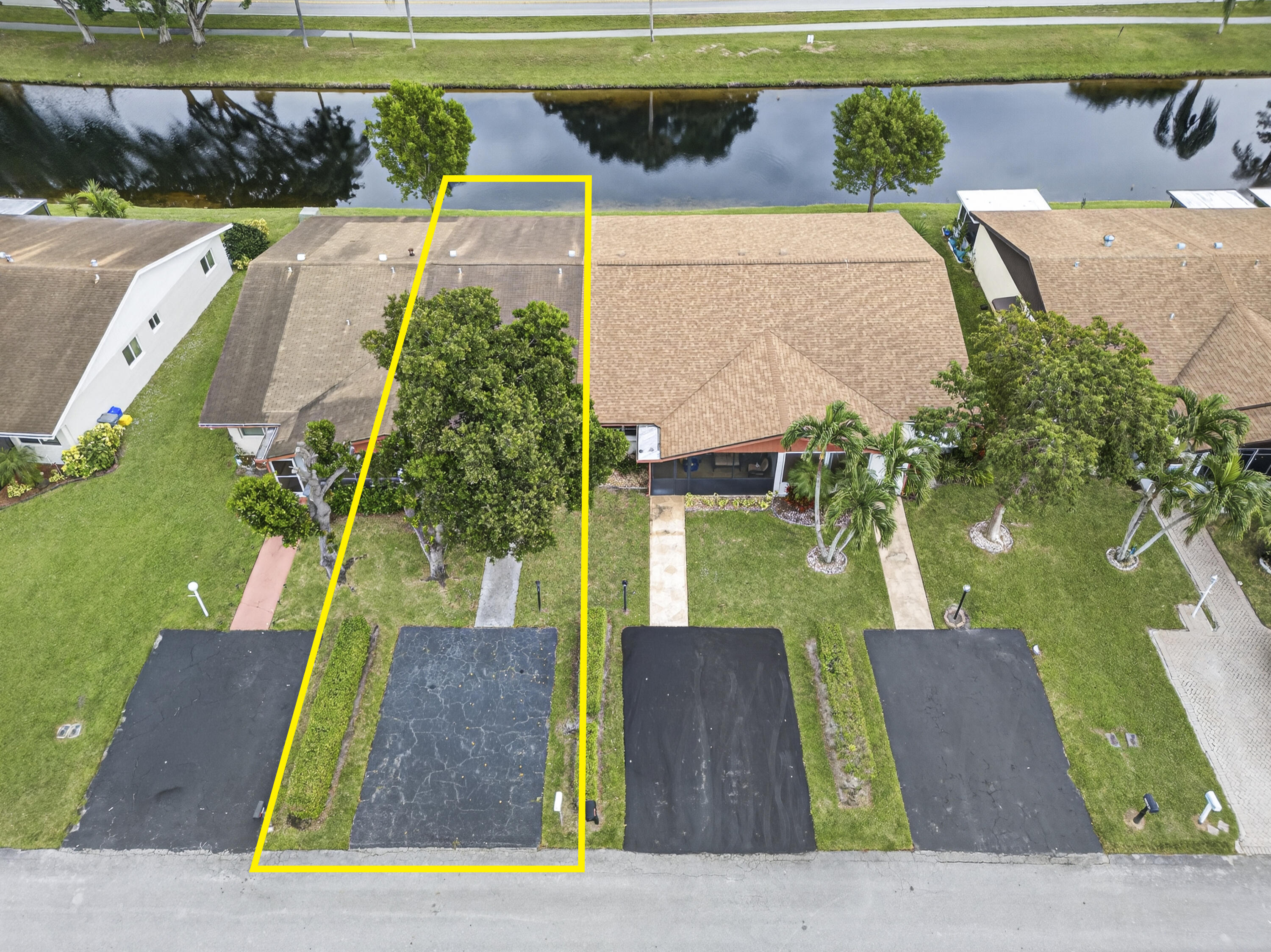 14236 Campanelli Drive Delray Beach, FL 33484 - Photo 32 of 33 an aerial view of a house with a garden