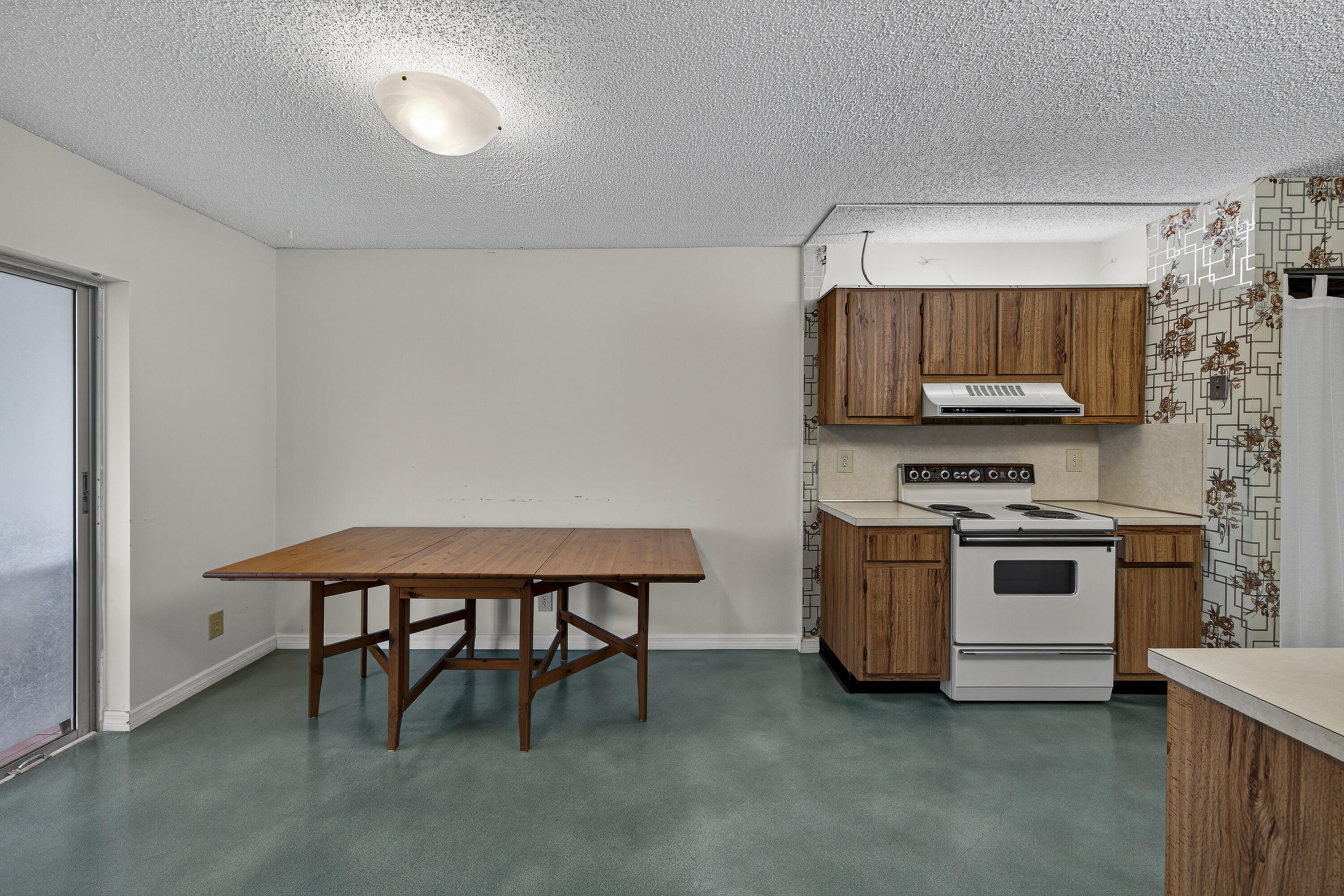 14236 Campanelli Drive Delray Beach, FL 33484 - Photo 10 of 33 a kitchen with stainless steel appliances a stove a sink and a refrigerator