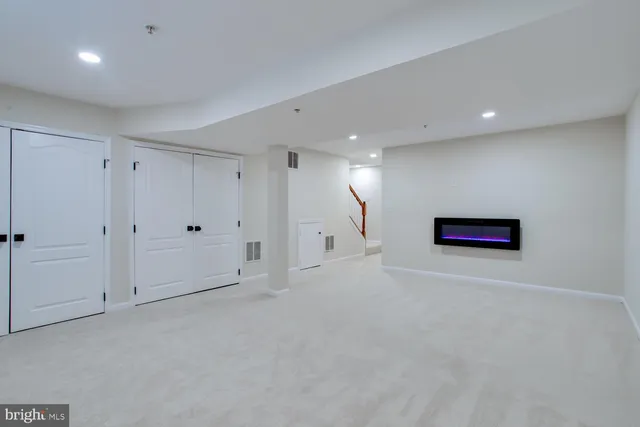 $389,900 | 7024 Commander Howe Terrace, Brandywine, MD 20613