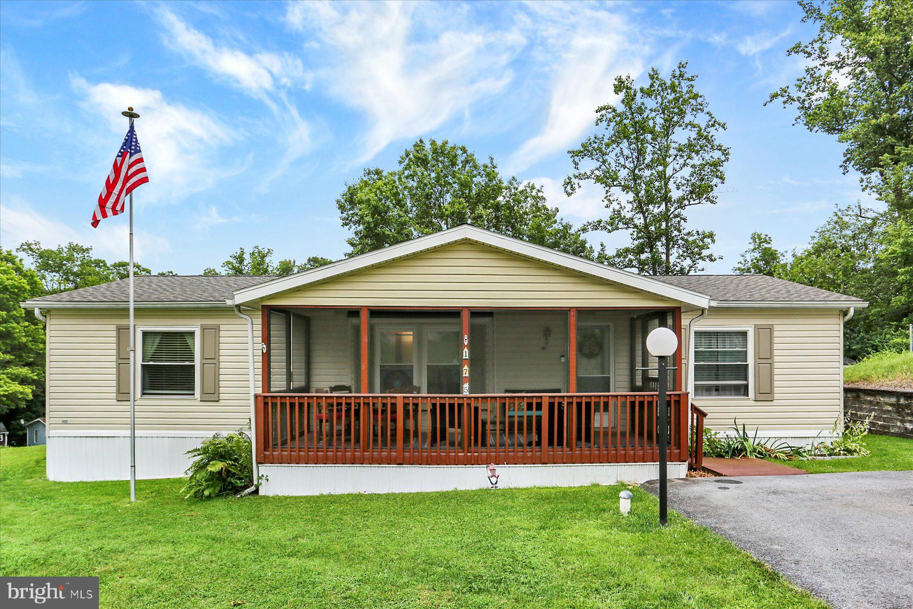 175 Sun Valley Road Elizabethtown, PA 17022 - Photo 1 of 29 Gallery Image 1