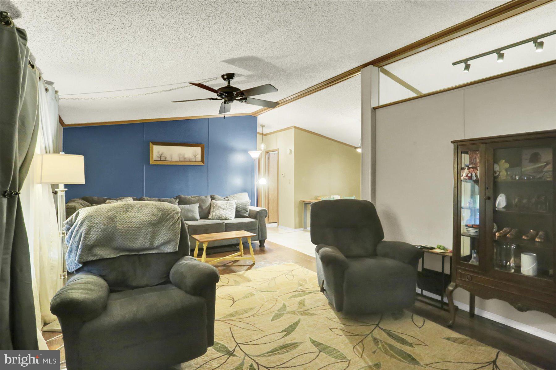 175 Sun Valley Road Elizabethtown, PA 17022 - Photo 7 of 29 Gallery Image 7