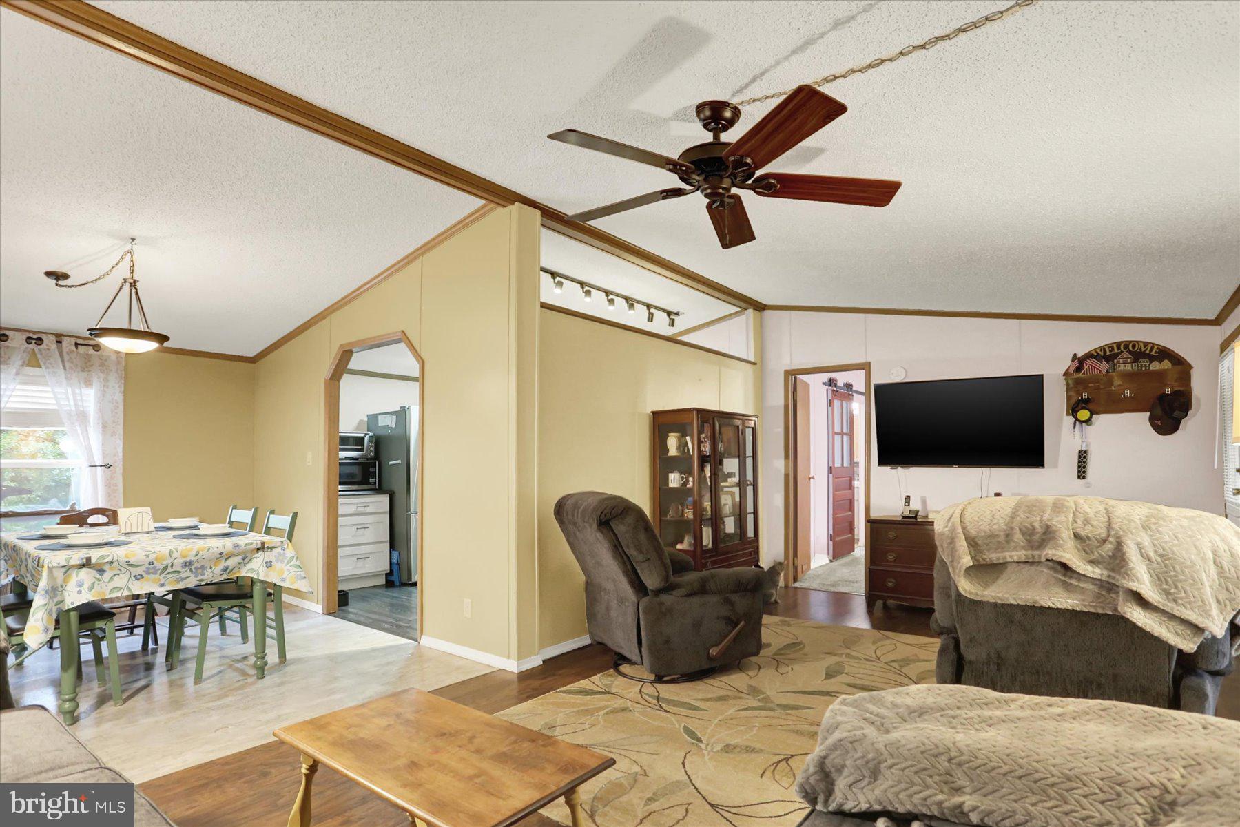175 Sun Valley Road Elizabethtown, PA 17022 - Photo 9 of 29 Gallery Image 9