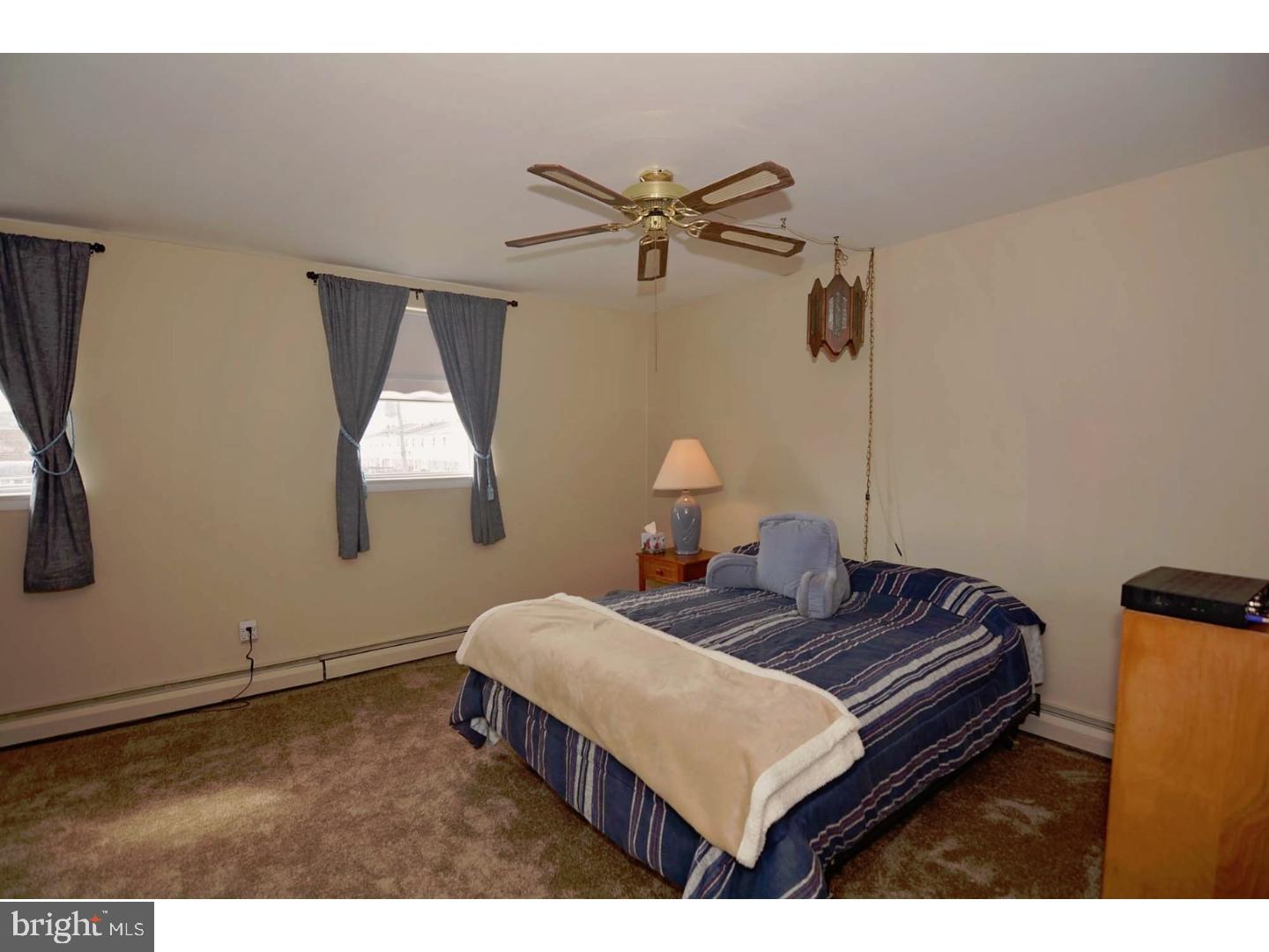 12046 Covert Road Philadelphia, PA 19154 - Photo 12 of 24 Bedroom - Main