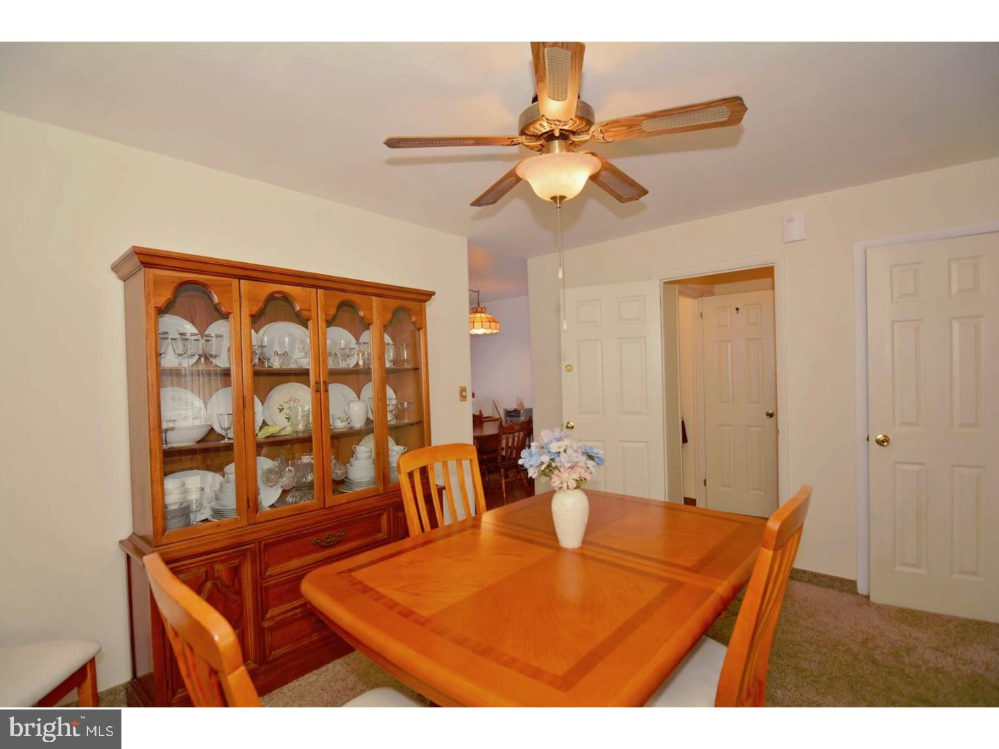 12046 Covert Road Philadelphia, PA 19154 - Photo 6 of 24 Dining Room