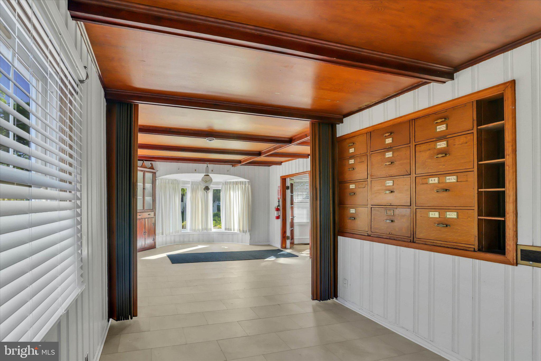 222 Berlin Road North Lindenwold, NJ 08021 - Photo 29 of 42 Charming entryway with vintage appeal.