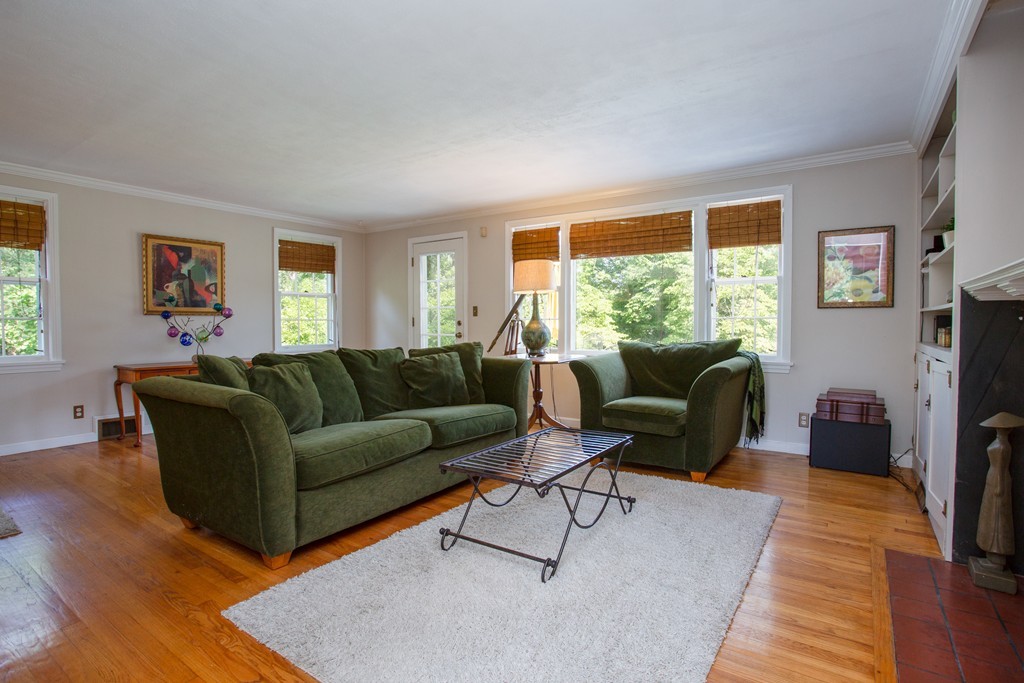 100 Emerson Road Longmeadow, MA 01106 - Photo 6 of 30 Gallery Image 6