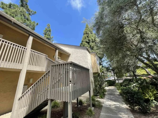 $2,600 | 8571 Villa La Jolla Drive, Unit L, La Jolla, CA 92037