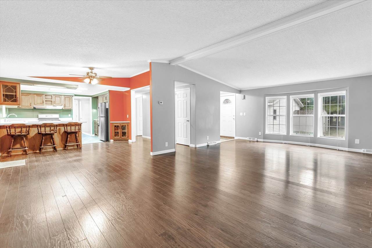 8408 North Sturgeon Road Midland, MI 48642 - Photo 8 of 38 Gallery Image 8