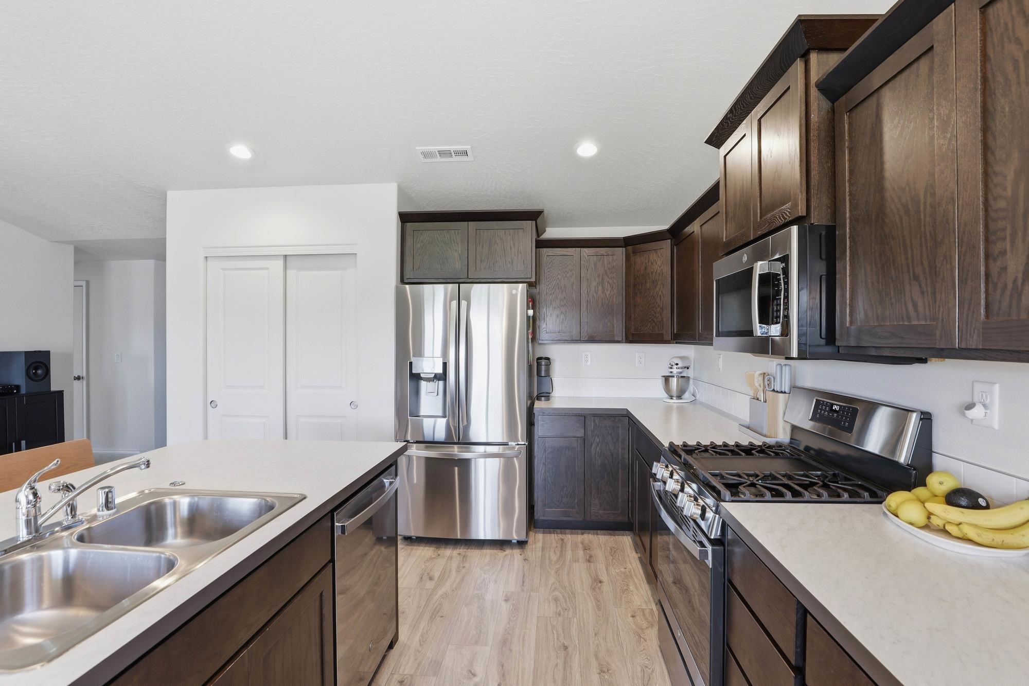 5815 South Dowdy Road Spokane, WA 99224 - Photo 6 of 29