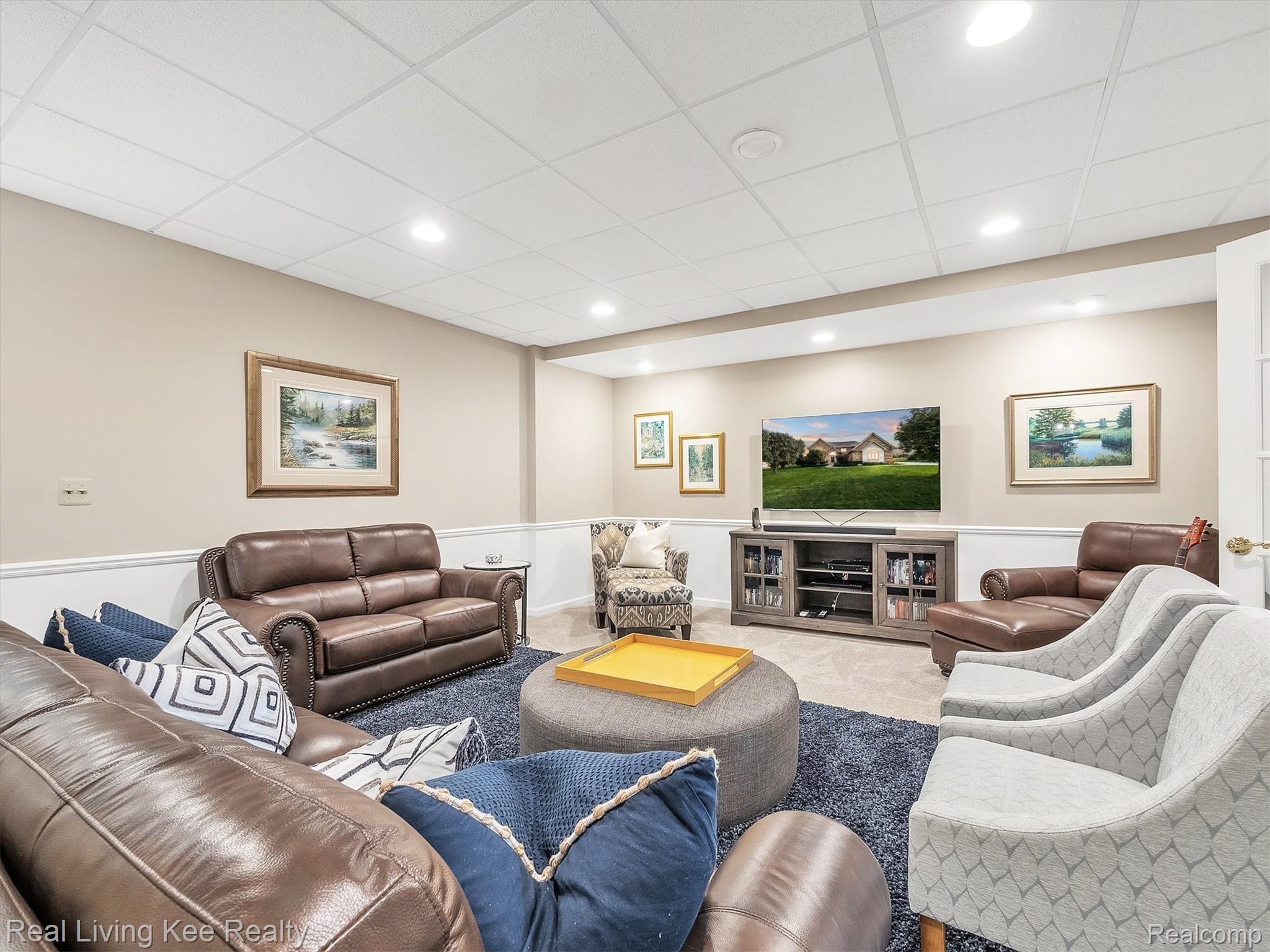 3909 White Tail Drive Rochester, MI 48306 - Photo 46 of 80 46--windowstill-realestate-photography-46.jpg