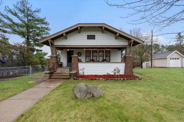 $299,900 | 420 North 10th Street, Brainerd, MN 56401