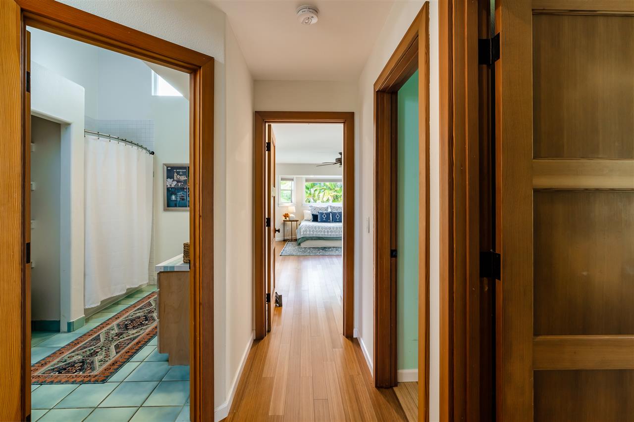 3175 Ua Noe Place, Unit A Haiku, HI 96708 - Photo 16 of 29 a view of a bathroom from a hallway