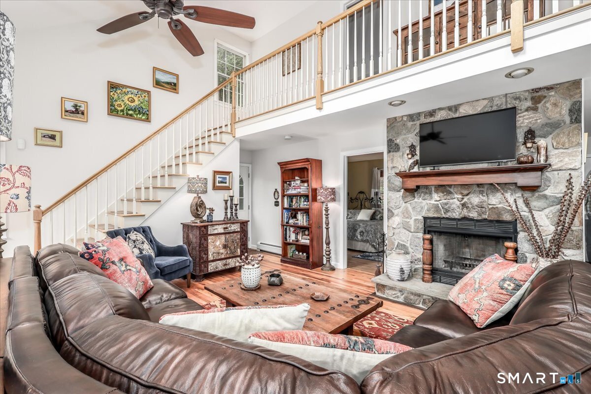 450 West Meetinghouse Road New Milford, CT 06776 - Photo 4 of 36