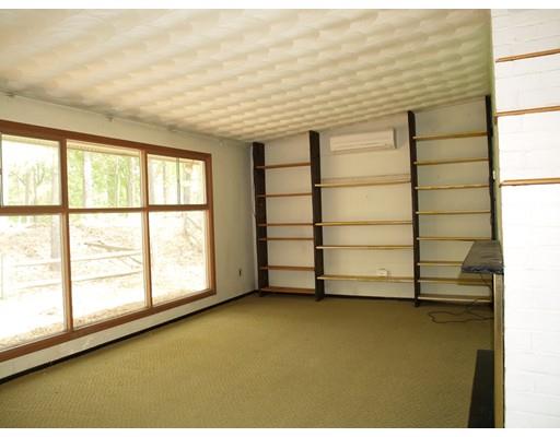 6 Parlee Road Chelmsford, MA 01824 - Photo 13 of 29 Gallery Image 13