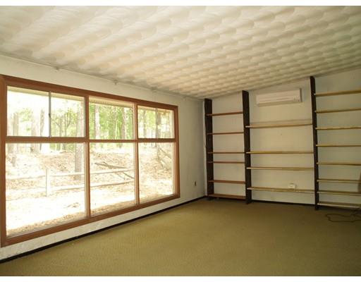 6 Parlee Road Chelmsford, MA 01824 - Photo 14 of 29 Gallery Image 14