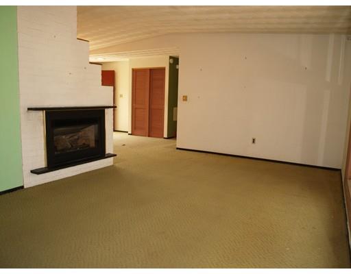 6 Parlee Road Chelmsford, MA 01824 - Photo 15 of 29 Gallery Image 15